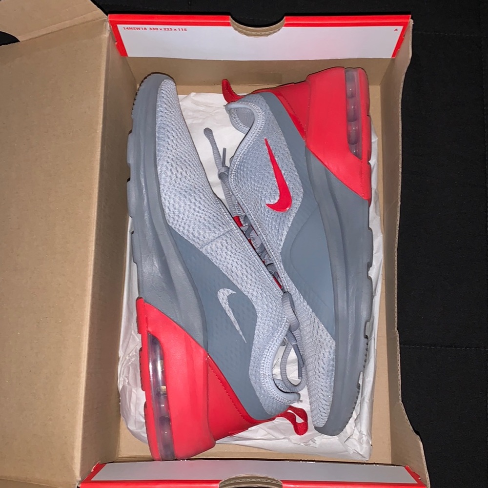 Nike Air Max Motion 2